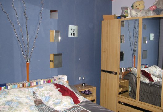 partage 2 chambres,2 s.b, +R.C+cour