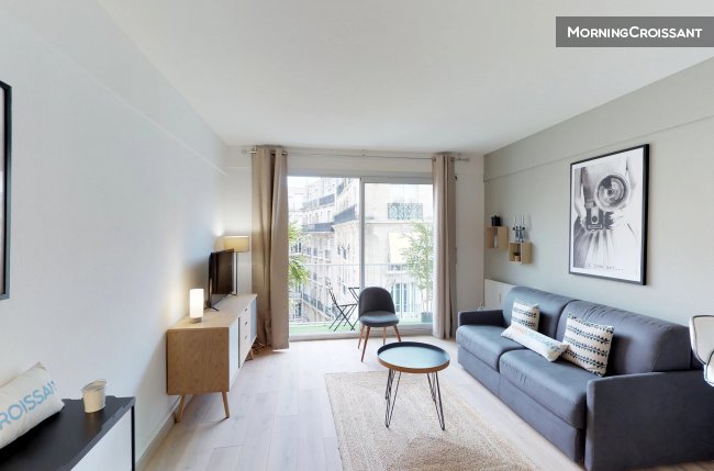 Studio lumineux vue dégagée 5ième