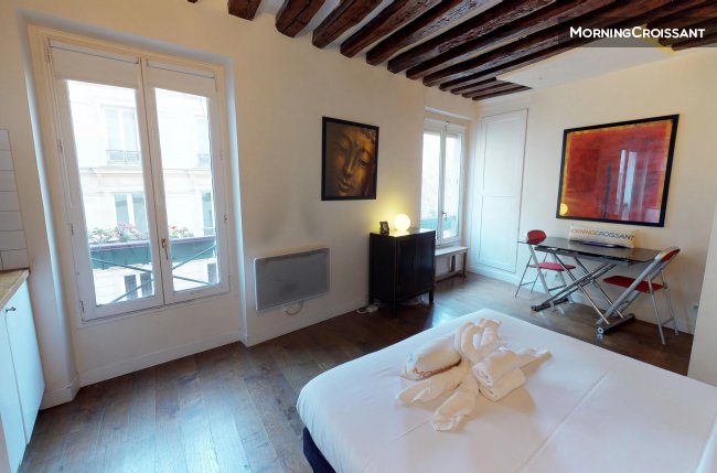 Beau studio dans le Marais