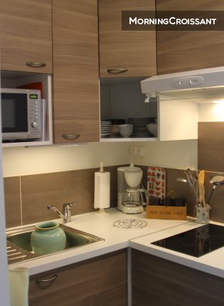 Studio meublé + terrasse à Vanves