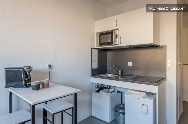 Joli studio dans résidence