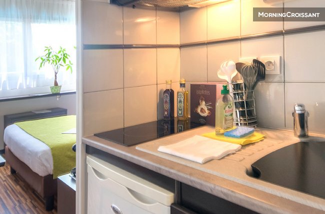 Joli studio meublé
