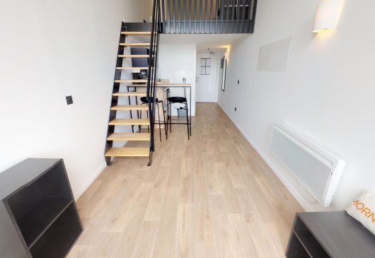 Beau duplex + parties communes