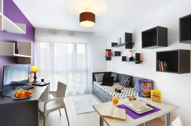 STUDIO PROCHE RER D/METRO 20,34m²
