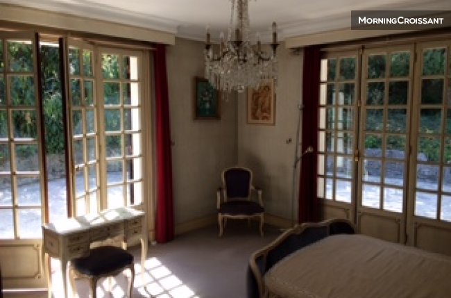 Studio de 50 m² dans maison
