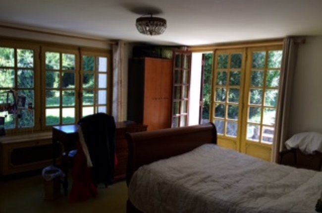 Studio de 50 m² dans maison