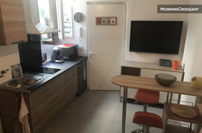 Studio très calme, proche centre