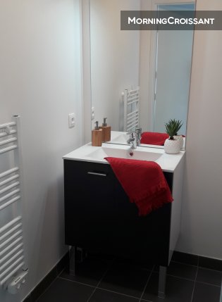 Studio tout équipé, résidence neuve