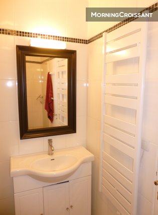Chambre meublée dans colocation