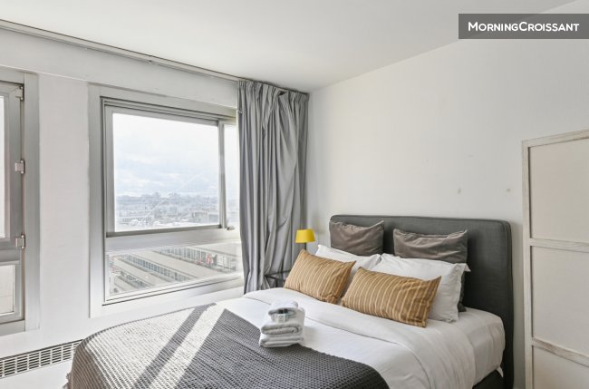 Studio lumineux au coeur de Paris
