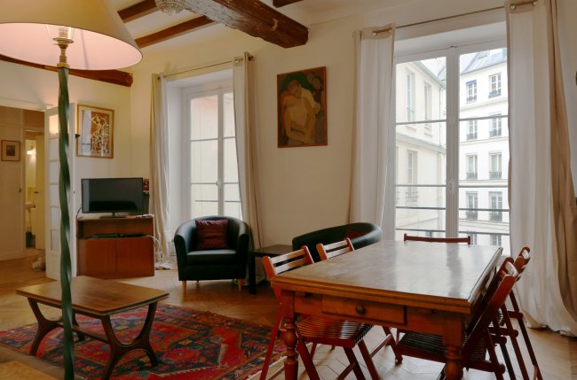 Tout le charme du Marais – apt 2 ch