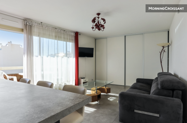 Studio moderne à Juan les Pins