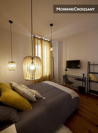Suite jaune dans colocation neuve