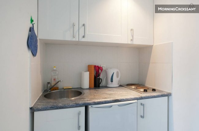 Cosy studio sous les toits de Paris