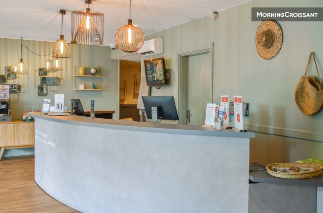 Beau studio avec services hôteliers