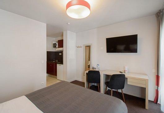 Beau studio avec services hôteliers