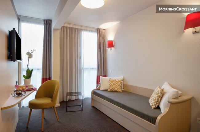 Beau T2 avec services hôteliers