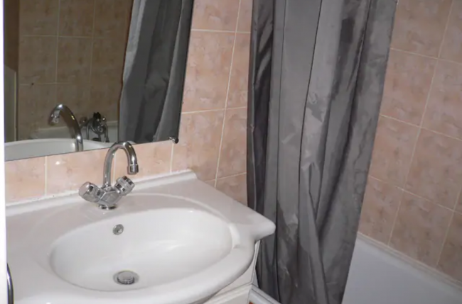 Bel appartement sobre et chic
