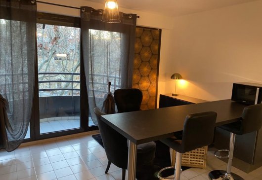 Charmant studio emplacement idéal