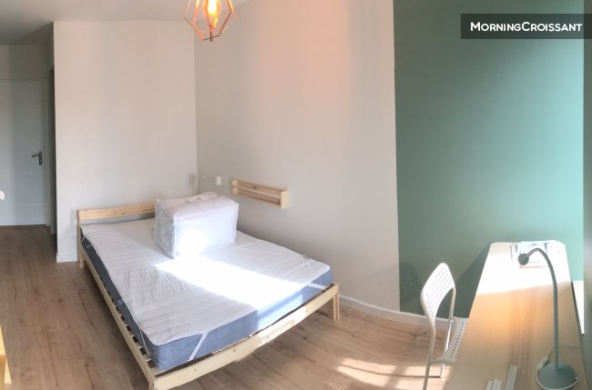 Spacieuse chambre privée + SdB priv