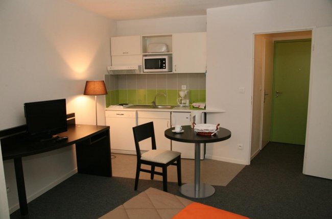 Studio dans résidence