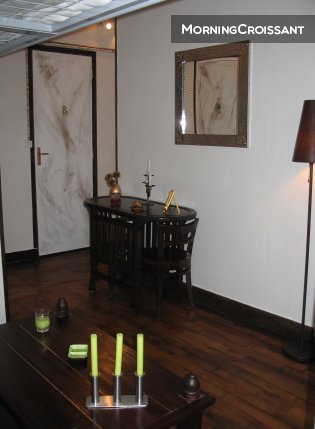 Joli studio 10' Paris et Stade de F