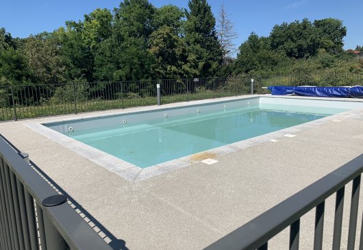 Jardin vue Lac et piscine