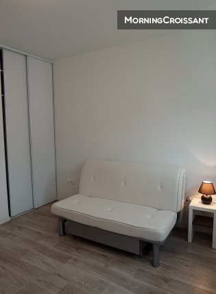 Logement équipé et meublé