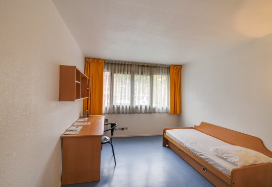 Studio économique à Paris