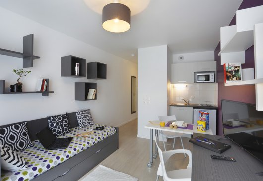 STUDIO PROCHE RER D/METRO 18m²