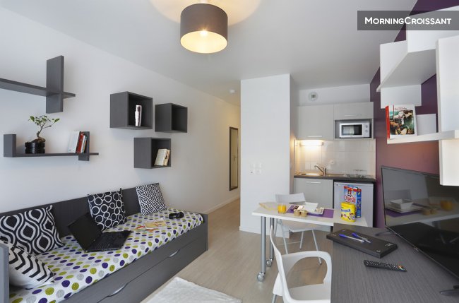 STUDIO PROCHE RER D/METRO 18m²