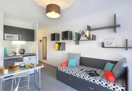 Studio au calme proche centre