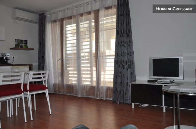 Studio 28m2 + loggia - longchamp