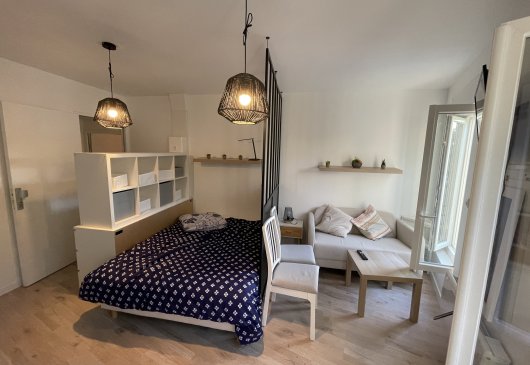 Joli studio meublé tout équipé