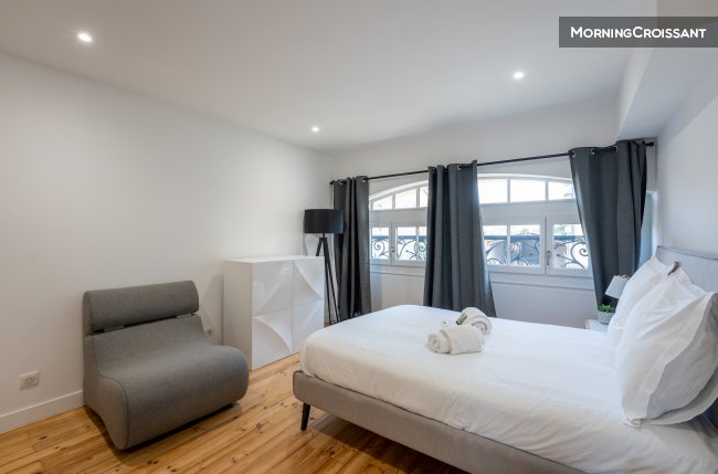Jolie chambre ds maison à Bordeaux