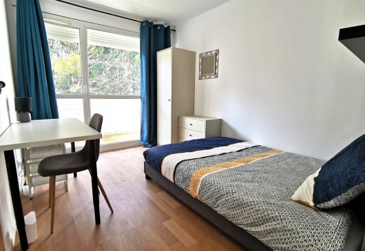 Colocation avec balcon privatif