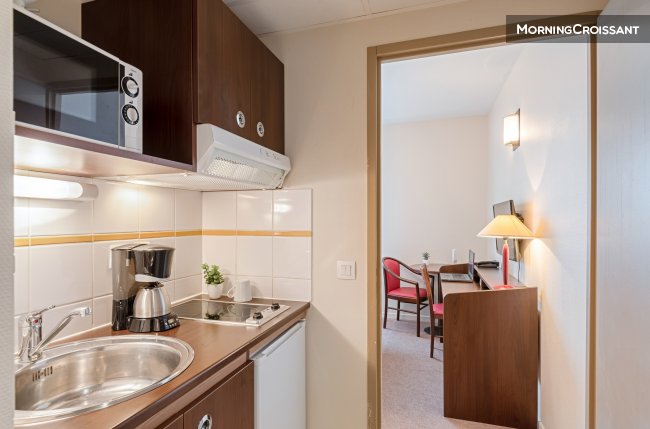 Beau studio avec services hôteliers