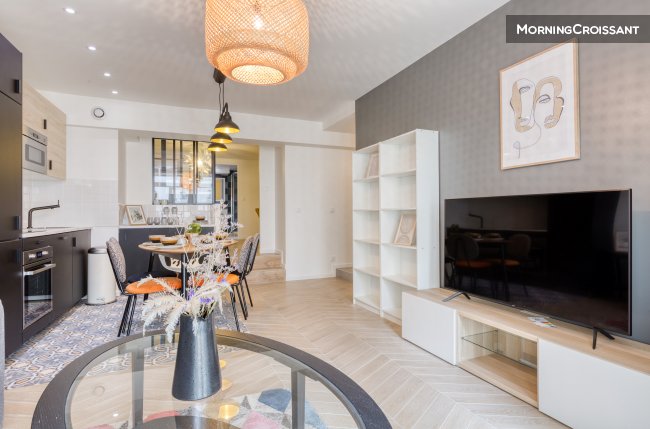 T2 rénové avec cour privée