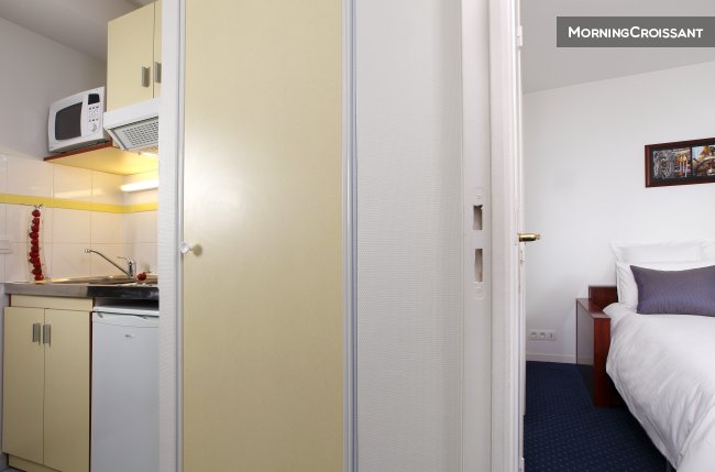 Beau studio avec services hôteliers