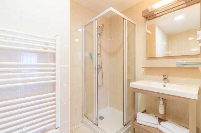 Beau studio avec services hôteliers