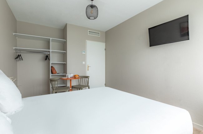Beau studio avec services hôteliers