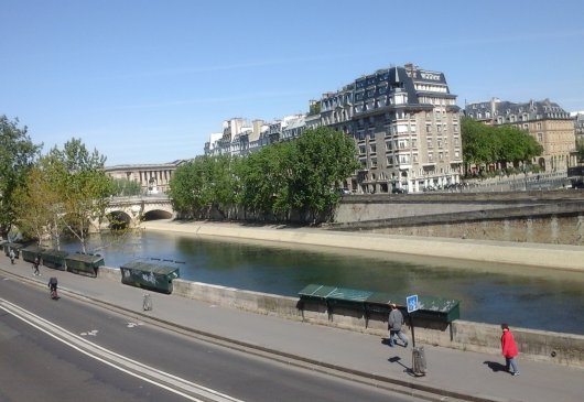 Vue magique Notre Dame le pont neuf