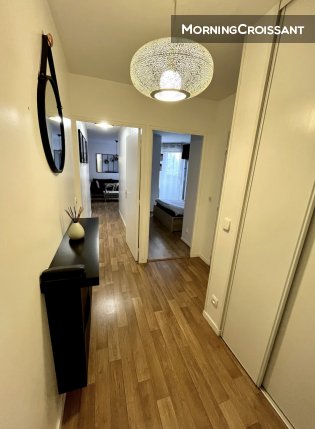 Meublé Moderne 2 pièces avec balcon