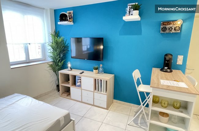 Studio Les pieds sur terre