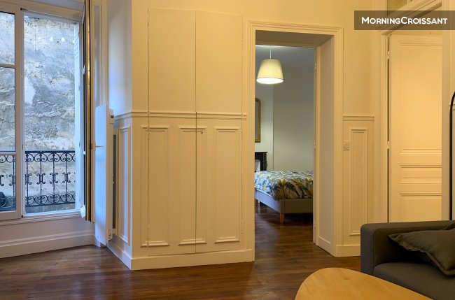 Beautiful flat in Versailles