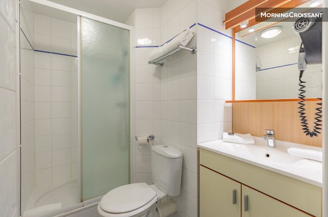 Beau studio avec services hôteliers