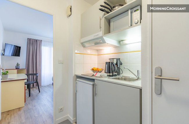 Beau studio avec services hôteliers