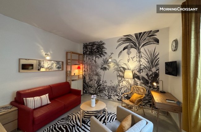 Adorable Studio hyper centre calme