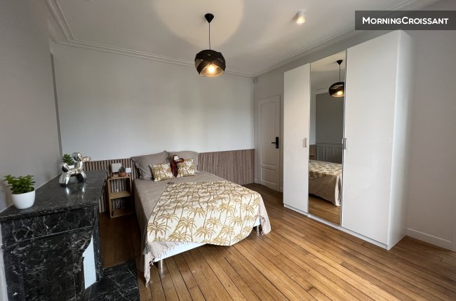 Chambre avec salle de bains privée