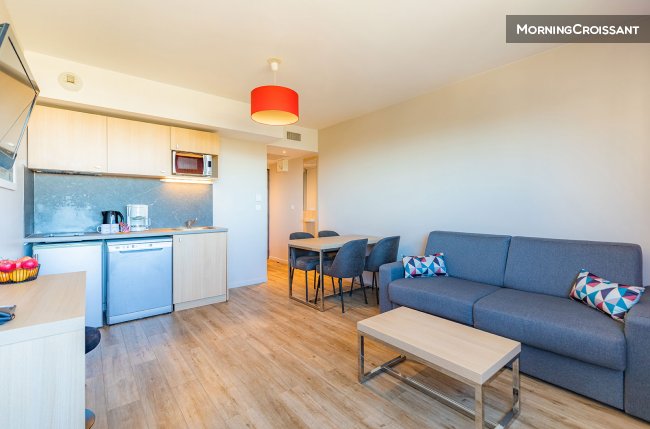 Beau T2 avec services hôteliers